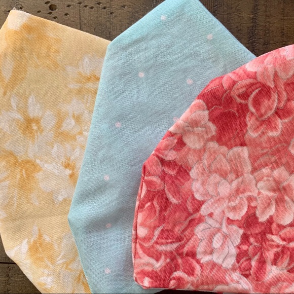 Reversible 100% Cotton Face Masks - Picture 9 of 9